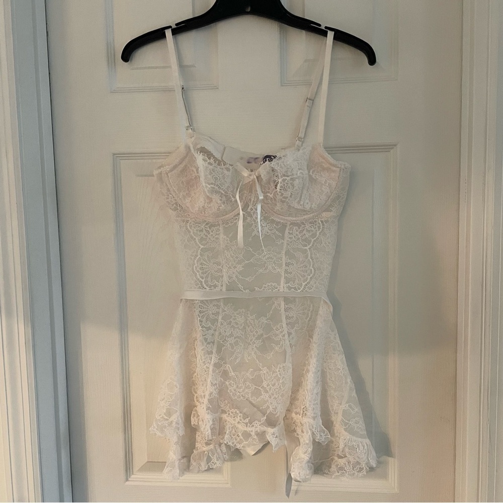 New! Victoria's Secret White Lace Apron Wicked Open Back Babydoll 22936 - Picture 2 of 10